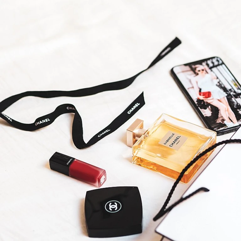 Embrace Elegance with a Luxurious Fur Cape